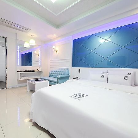 Dome Hotel Кванджу Экстерьер фото
