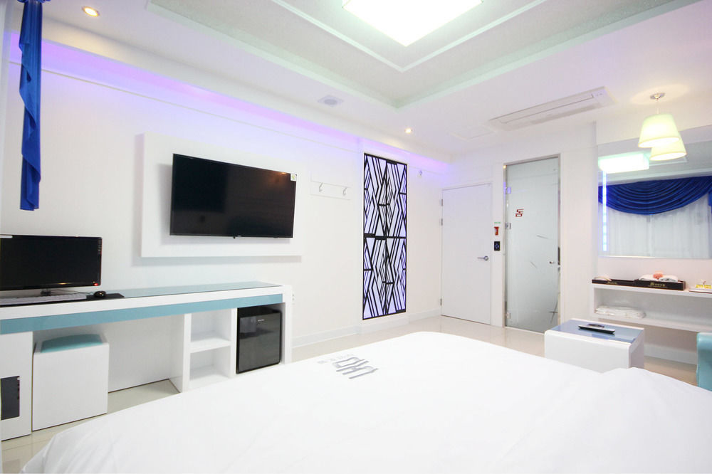 Dome Hotel Кванджу Экстерьер фото