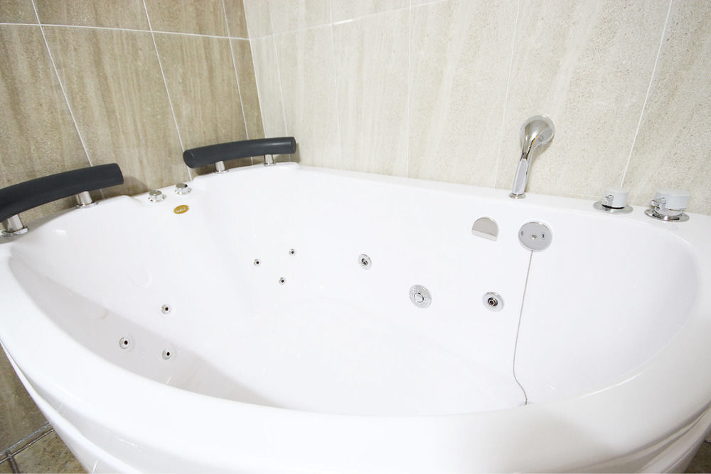 Dome Hotel Кванджу Экстерьер фото